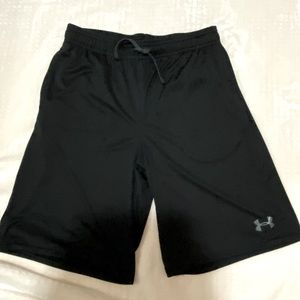 Youth XL Under Armour shorts